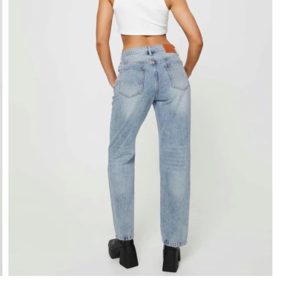 Princess Polly Mid Rise Holly Asymmetric Straight Leg Jean Light Wash Denim - Picture 2 of 5